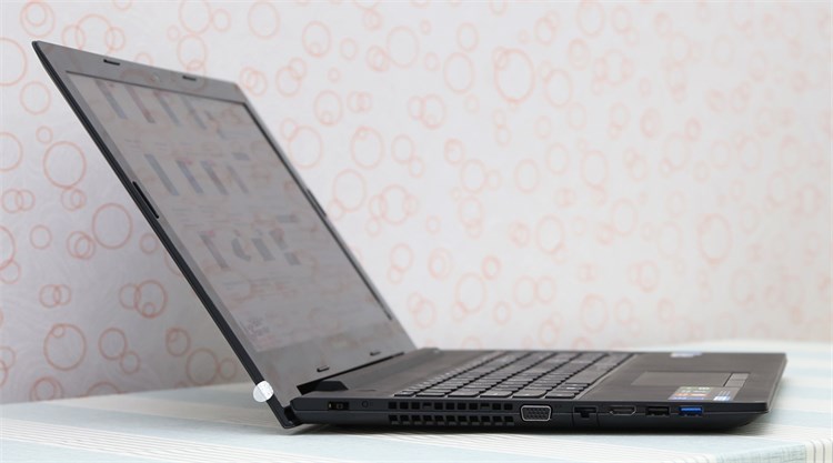 Laptop Lenovo G5070 54204G50G Màu Đen
