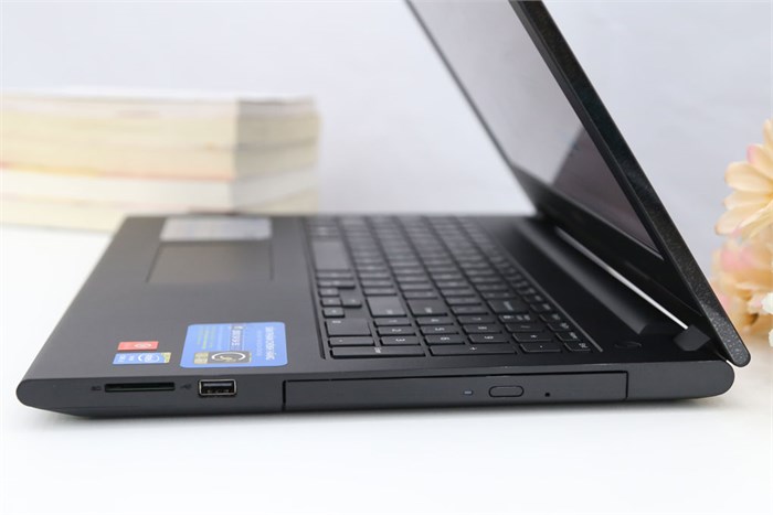 Laptop Dell Inspiron 3542 34004G50W8 Màu Đen