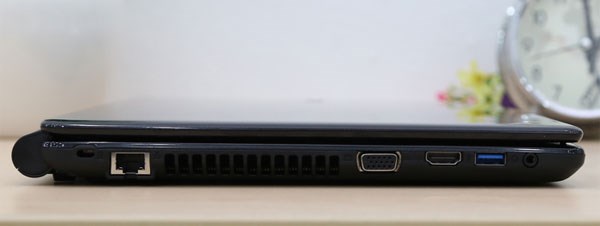 Máy trang bị đầy đủ kết nối hiện đại Acer Aspire E1 410 cổng HDMI, LAN, VGA, USB