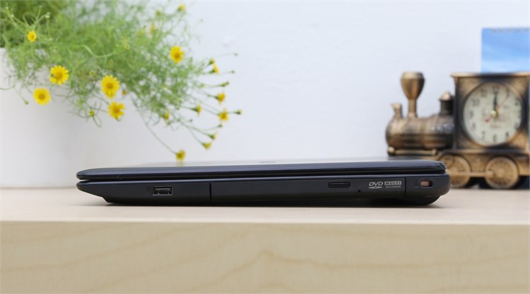 Laptop Asus P550LD 54214G50G