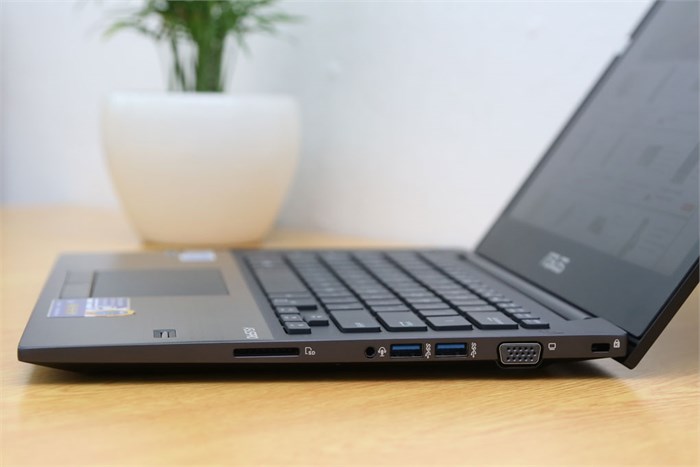 Laptop Asus B400 53334G50W8 Màu Đen