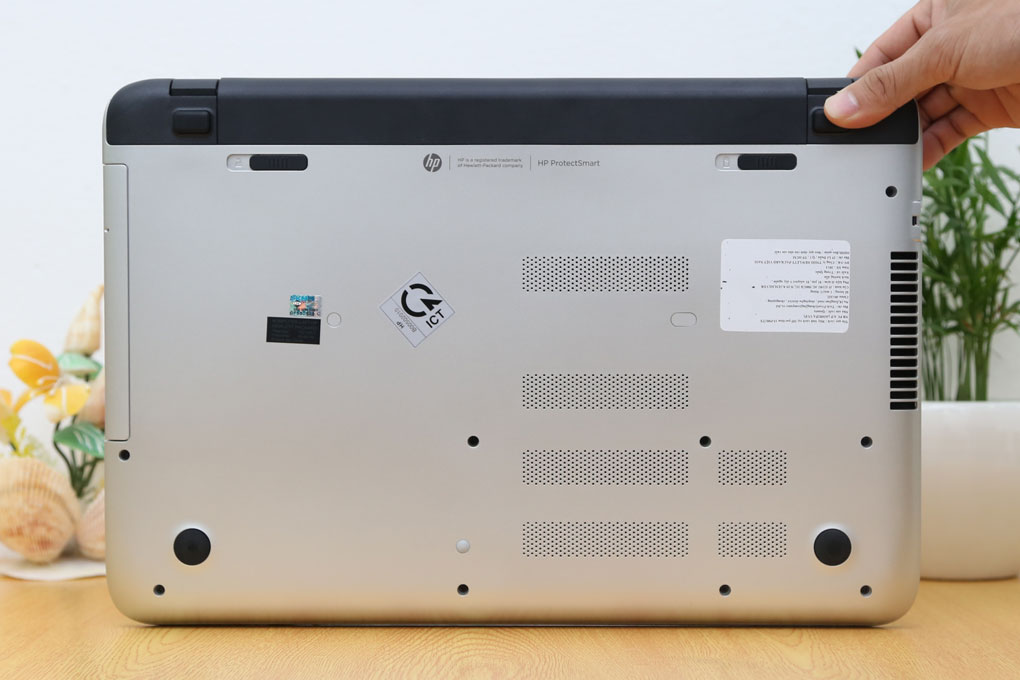 Laptop HP Pavilion 15 p081TX 54214G50GW8 Màu Bạc