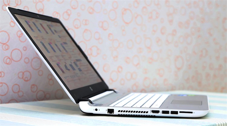 Laptop HP Pavilion 15 p086TX 54214G50GW8