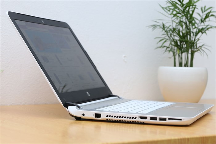 Laptop HP Pavilion 14 v023TU 34034G50W8