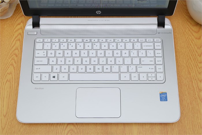 Laptop HP Pavilion 14 v023TU 34034G50W8