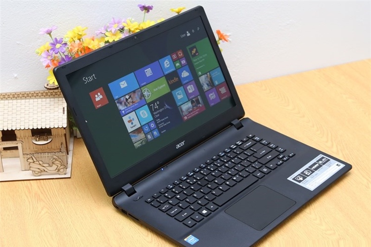 Laptop Acer Aspire ES1 511 Celeron N2930/2G/500G/Win8.1 Màu Đen