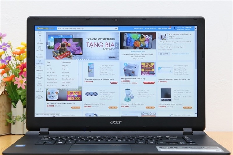Laptop Acer Aspire ES1 511 Celeron N2930/2G/500G/Win8.1 Màu Đen