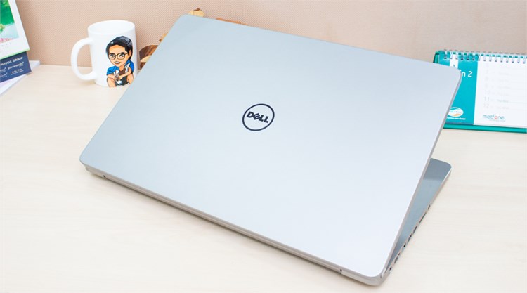 Laptop Dell Inspiron 7737 745116G1TGW8T Màu Bạc