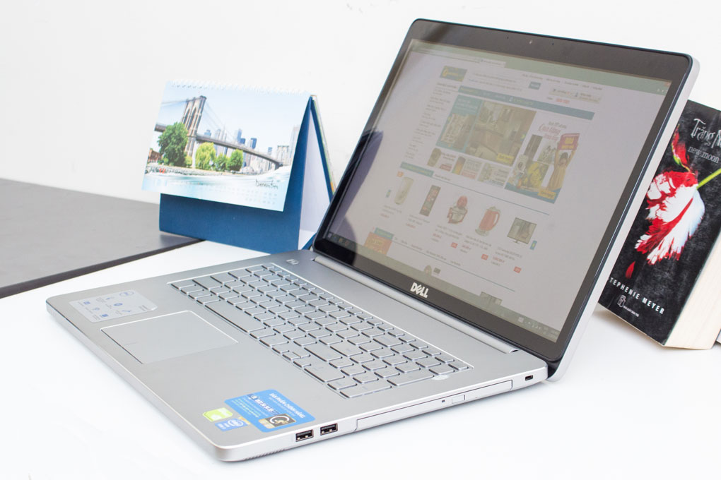Laptop Dell Inspiron 7737 745116G1TGW8T Màu Bạc