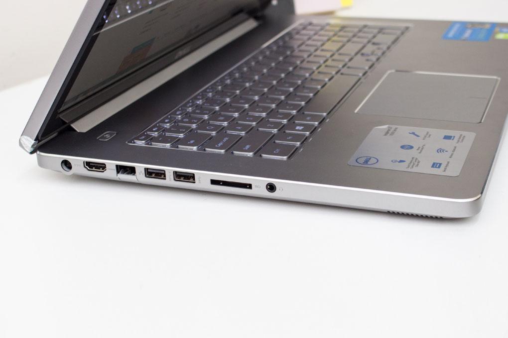 Laptop Dell Inspiron 7737 745116G1TGW8T Màu Bạc