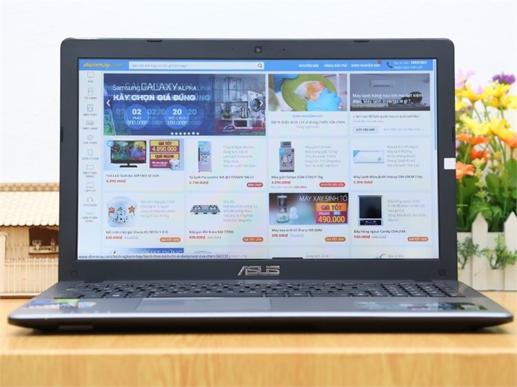 Laptop Asus X550LB 74504G75G Màu Đen - Xám