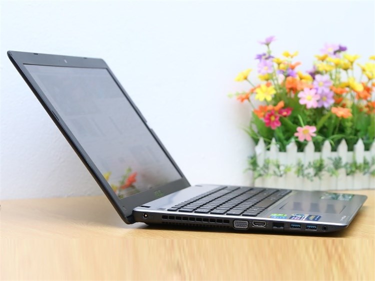 Laptop Asus X550LB 74504G75G Màu Đen - Xám