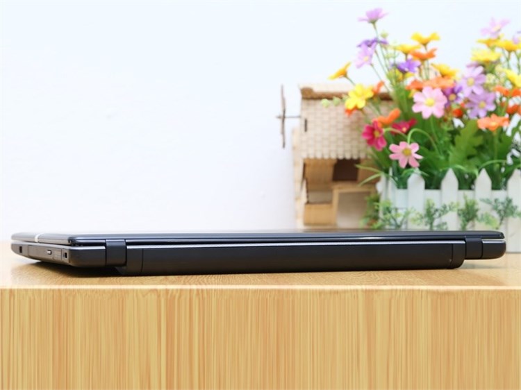 Laptop Asus X550LB 74504G75G Màu Đen - Xám