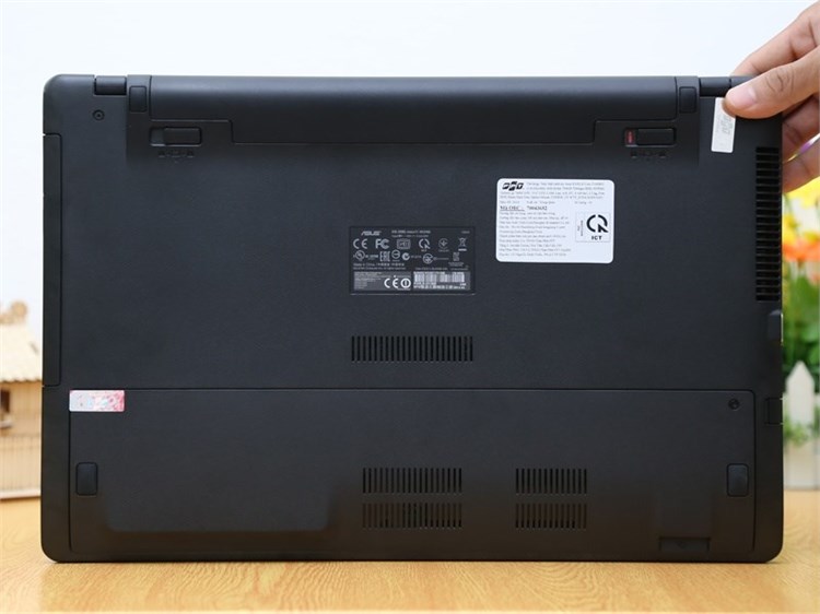 Laptop Asus X550LB 74504G75G Màu Đen - Xám