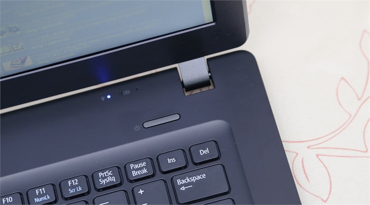 Laptop Acer Aspire V3 371 34034G50Dn Màu Xám