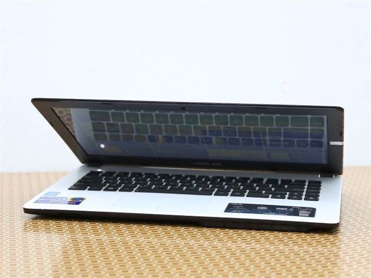 Laptop Asus K450LAV 34012G50 Màu Trắng