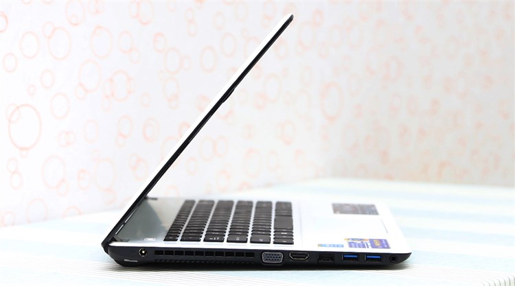 Laptop Asus K450LAV 34012G50