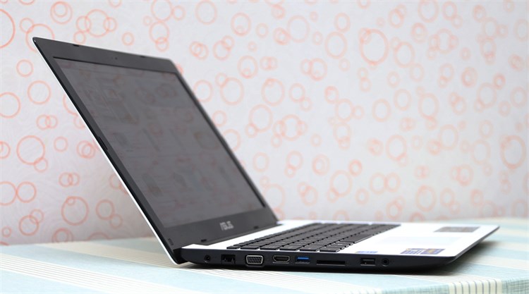 Laptop Asus X553MA 12832G50