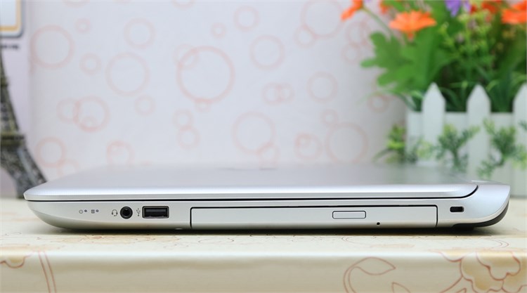 Laptop HP Pavilion 15 p083TX 74514G1TGW8