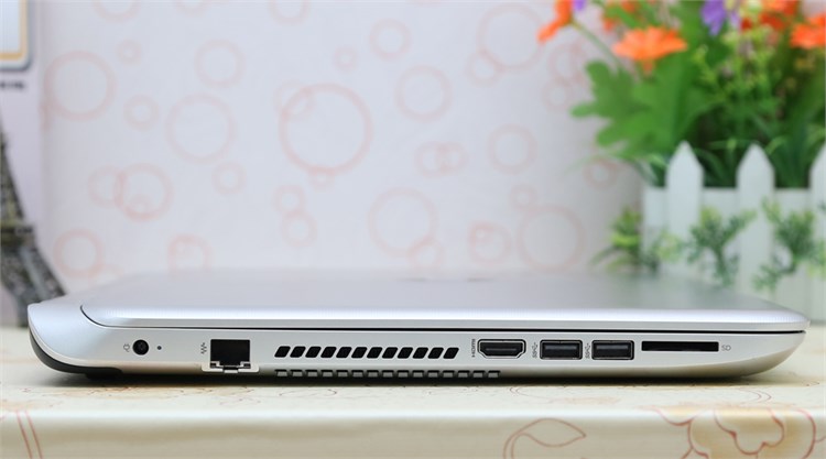 Laptop HP Pavilion 15 p083TX 74514G1TGW8