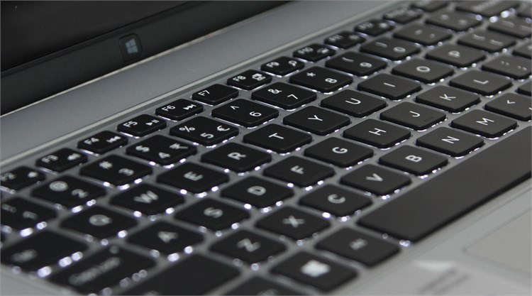 Laptop Dell Inspiron 7347 Flip 54218G500GW8 Màu Bạc
