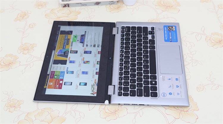 Laptop Dell Inspiron 7347 Flip 54218G500GW8 Màu Bạc