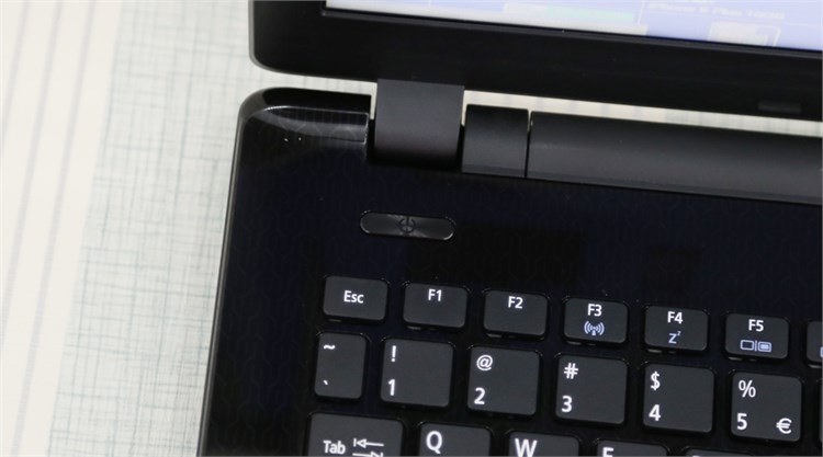 Laptop Acer Aspire E5 471 54214G50