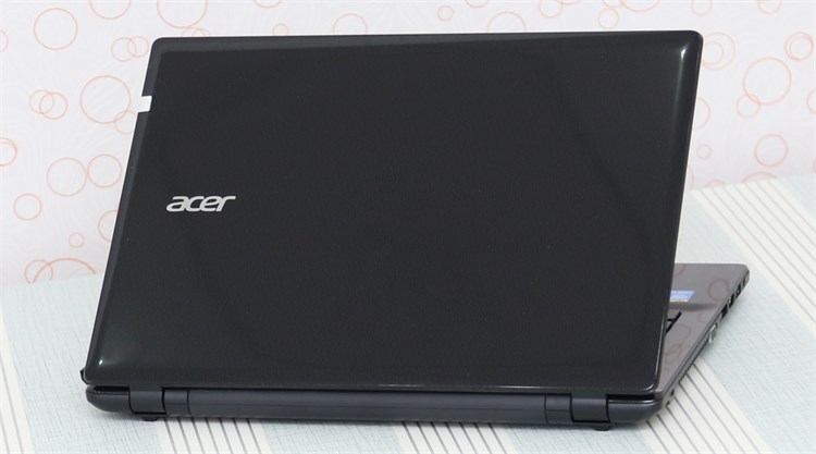 Laptop Acer Aspire E5 471 54214G50