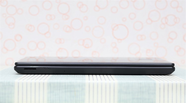 Laptop Acer Aspire E5 471 54214G50