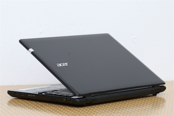 Laptop Acer Aspire E5 471 54214G50 Màu Đen