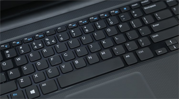 Laptop Dell Inspiron 3531 28304G50