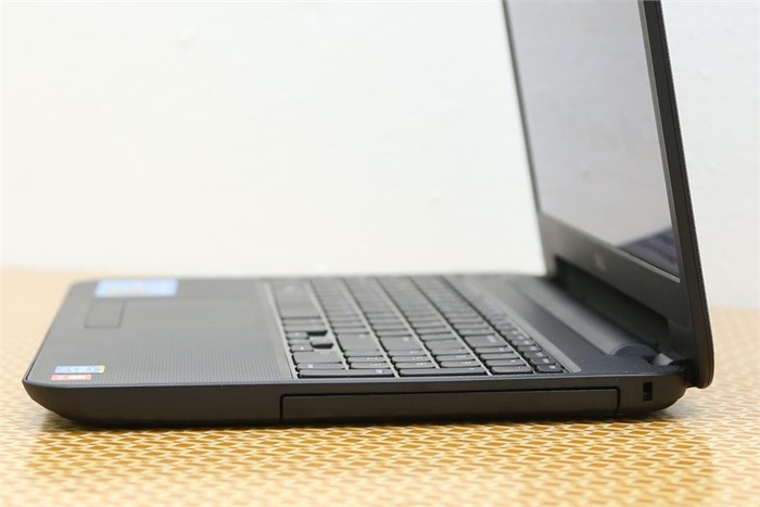 Laptop Dell Inspiron 3531 28304G50