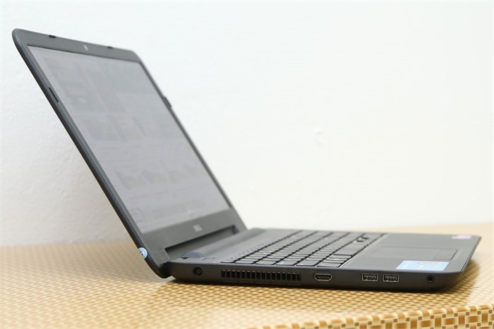 Laptop Dell Inspiron 3531 28304G50