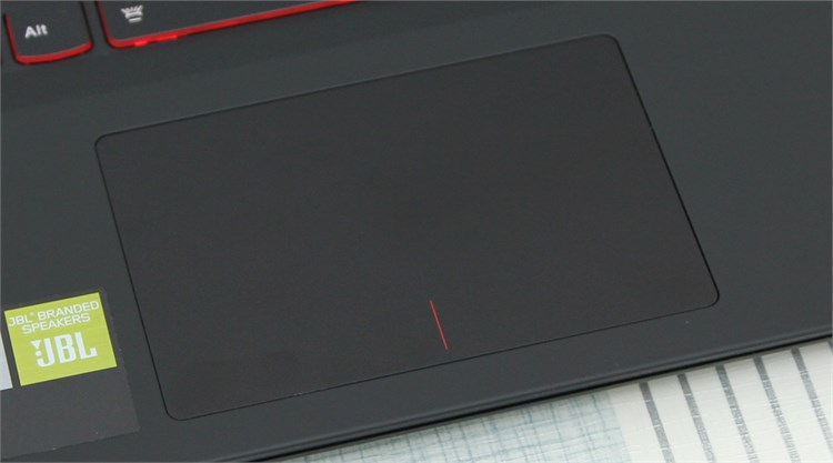 Laptop Lenovo Y5070 74718G1TGW8 Màu Đen