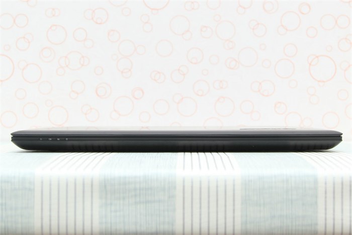 Laptop Lenovo Y5070 74718G1TGW8 Màu Đen