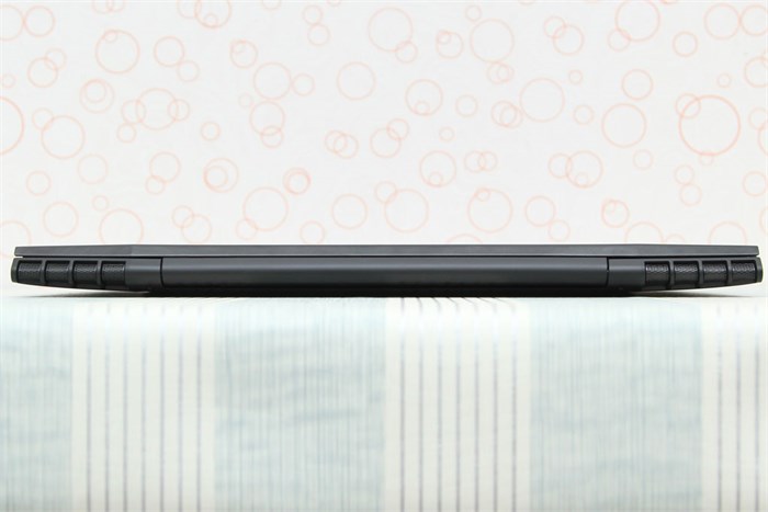 Laptop Lenovo Y5070 74718G1TGW8 Màu Đen