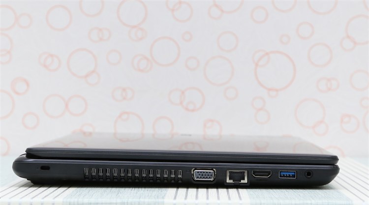 Laptop Acer Aspire E5 571 54214G50W8 Màu Đen