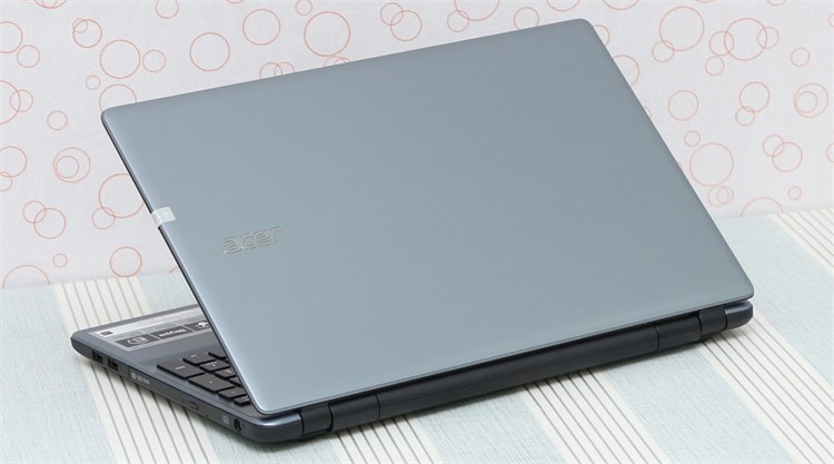 Laptop Acer Aspire E5 571 54214G50W8 Màu Xám