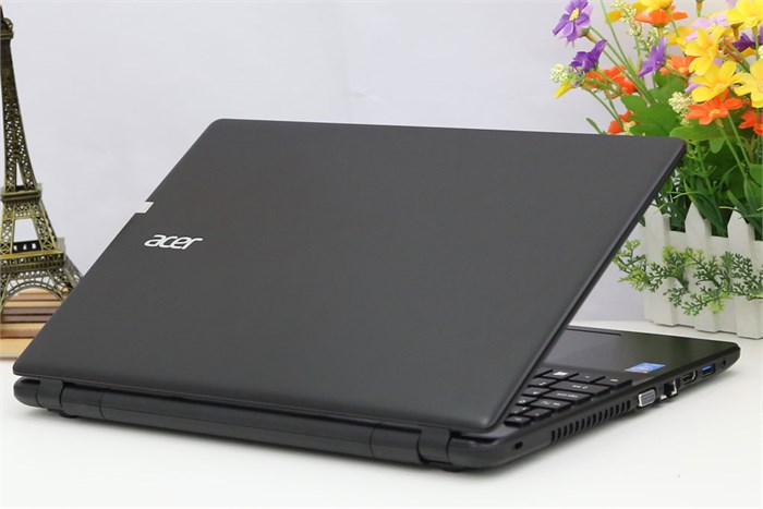 Laptop Acer Aspire E5 571 54214G50W8 Màu Đen
