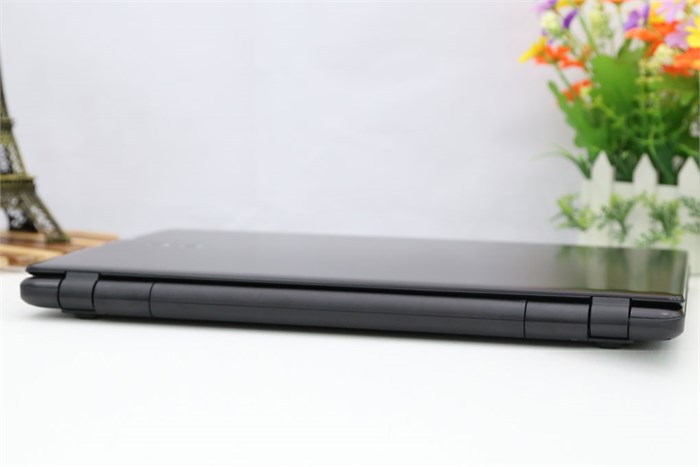 Laptop Acer Aspire E5 571 54214G50W8 Màu Đen