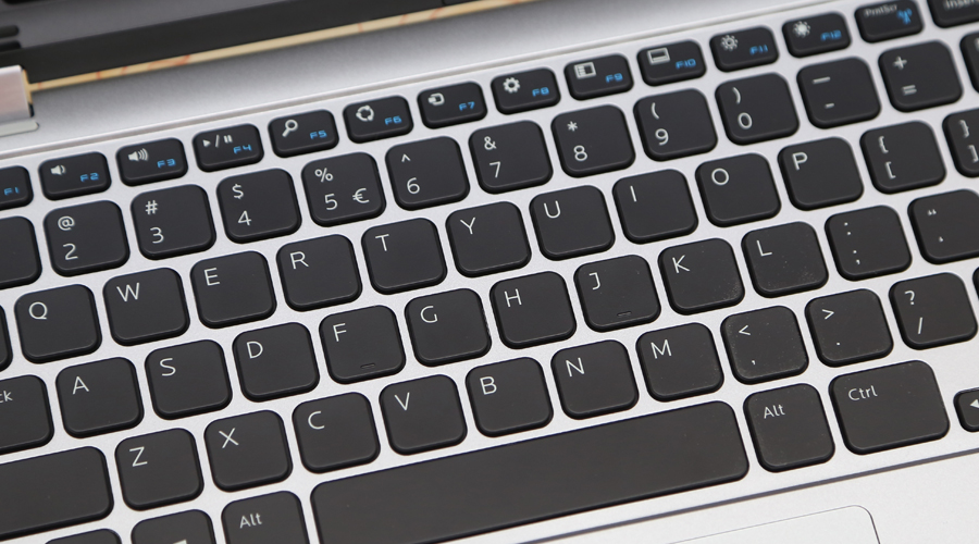 <p>B&agrave;n ph&iacute;m thiết kế kiểu Chiclet, c&aacute;c ph&iacute;m t&aacute;ch rời tạo n&ecirc;n bố cục r&otilde; r&agrave;ng đảm bảo độ ch&iacute;nh x&aacute;c khi đ&aacute;nh m&aacute;y. C&aacute;c ph&iacute;m c&oacute; độ nẩy tốt, g&otilde; nhẹ v&agrave; &ecirc;m.</p>