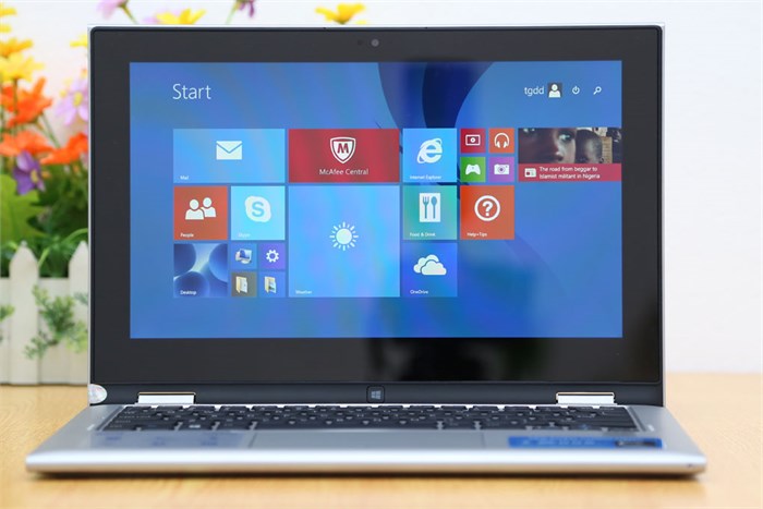 Laptop Dell Inspiron 3148 34014G50W8T Màu Bạc