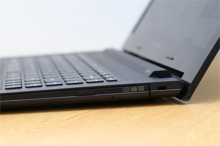 Laptop Lenovo G4030 35402G50W8 Màu Đen