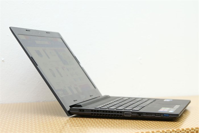 Laptop Lenovo G4070 i3 4005U/2G/500G/Win8.1 Màu Đen
