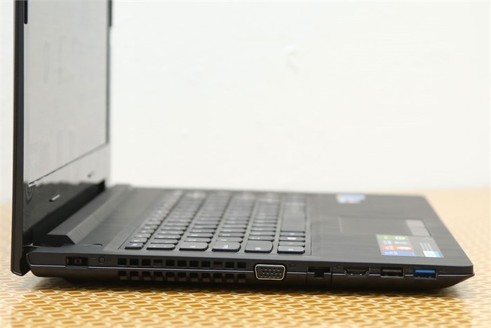 Laptop Lenovo G4070 i3 4005U/2G/500G/Win8.1 Màu Đen