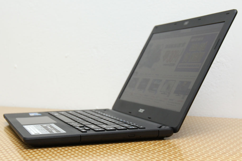 Laptop Acer Aspire ES1 411 N2940/4G/500G/Win8.1 Màu Đen