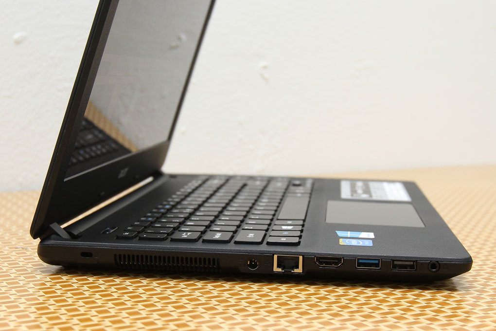 Laptop Acer Aspire ES1 411 N2940/4G/500G/Win8.1 Màu Đen