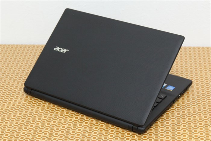 Laptop Acer Aspire ES1 411 N3540/4G/500G/Win8.1/KhôngDVD Màu Đen