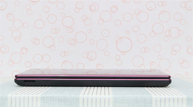 Laptop Acer Aspire E5 471 i3 4005U/4G/500G/Win8.1/Không DVD Màu Đỏ