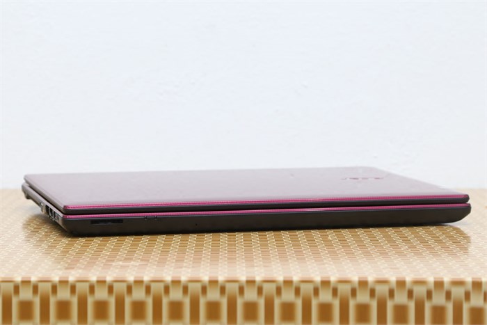 Laptop Acer Aspire E5 471 i3 4005U/4G/500G/Win8.1/Không DVD Màu Đỏ